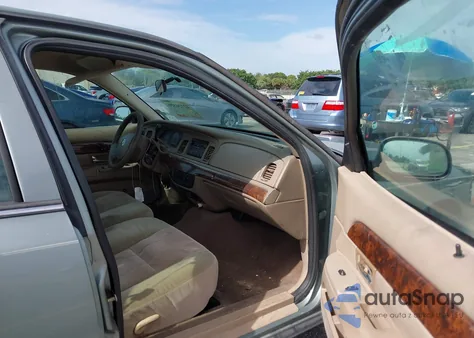 2005 Mercury Grand Marquis Gs из США, поврежденный, VIN 2MEFM74W45X608942